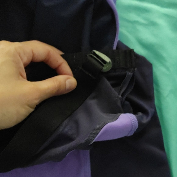 Purple adjustable Lululemon tank size 4 - Picture 5 of 6